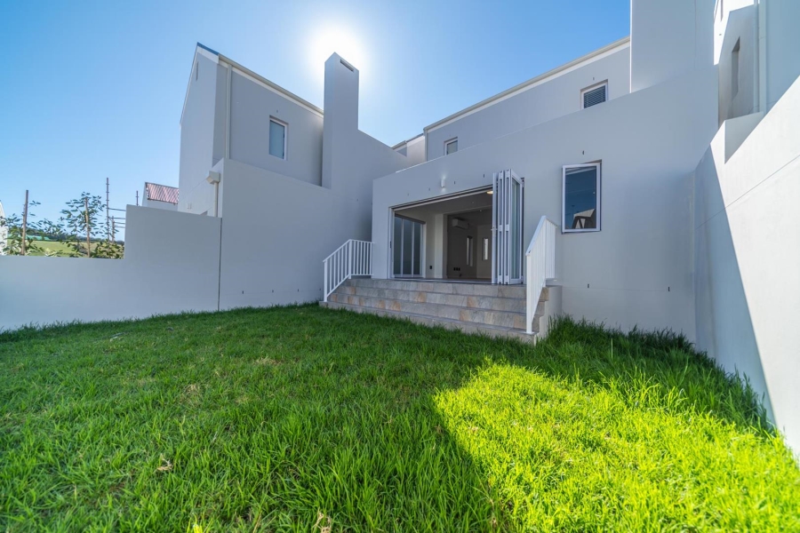 To Let 3 Bedroom Property for Rent in Welgevonden Estate Western Cape